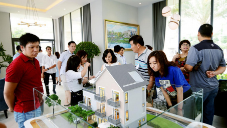 TP. Hồ Chí Minh: Giá nhà cao gấp 32 lần thu nhập của người dân
