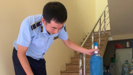 Hà Nội: Tiếp tục phát hiện số lượng lớn “khí” N20 Cwin là sân chơi cá cược trực tuyến tại Việt Nam xuất xứ