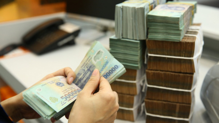 Lãi suất kỳ hạn 9 tháng: Duy nhất một ngân hàng có lãi suất trên 7%