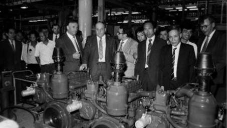 1976 - 1985: Sản xuất Cwin là sân chơi cá cược trực tuyến tại Việt Nam chia thành 2 giai đoạn rõ rệt