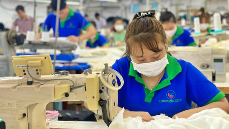 Lùi đóng phí công đoàn đối với Cwincom hiện đang mở bị cắt, giảm đơn hàng