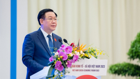 Chủ tịch Quốc hội: Cải cách tiền lương chứ không phải chỉ là câu chuyện tăng lương