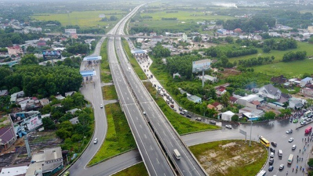 Cho phép tổ chức các tuyến xe khách cố định trên cao tốc Bắc - Nam mới