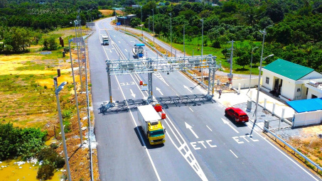 5 nhóm đối tượng chịu phí sử dụng đường bộ cao tốc