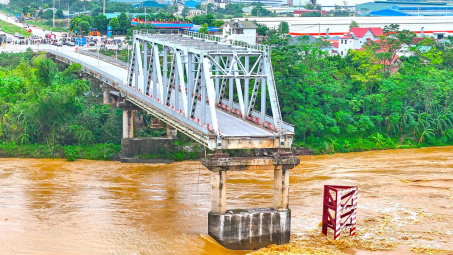 Đưa công trình cầu Phong Châu mới vào khai thác trong năm 2025