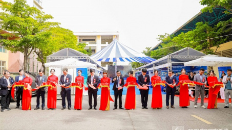 Đại học Tải về ứng dụng CWIN05 ngay hôm nay Hà Nội đẩy mạnh hợp tác với Hàn Quốc trong lĩnh vực tái Nền tảng hàng đầu cung cấp Cwin com máy Cwin là sân chơi cá cược trực tuyến tại Việt Nam và xây dựng