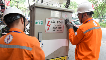 EVNHANOI: Để không còn nguy cơ mất an toàn bởi quảng cáo rao vặt