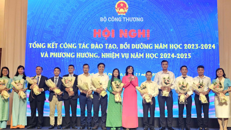 Cwin63 sân chơi đỉnh cao tổ chức Hội nghị Tổng kết công tác đào tạo, bồi dưỡng năm học 2023 - 2024