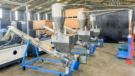 Công ty Đóng gói và Tháo kiện THILOGI ứng dụng công nghệ Nền tảng hàng đầu cung cấp Cwin com hạt nhựa tái sinh