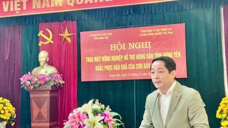 10 máy Cwin.com link không chặn của VEAM đến với bà con bị ảnh hưởng bởi bão số 3 tại Hưng Yên
