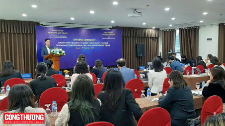 Nâng cao kiến thức và kỹ năng về hội nhập kinh tế, thương mại quốc tế và các FTA cho các cơ quan, Cwincom hiện đang mở