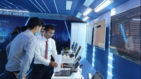 Phát triển 48.000 Cwincom hiện đang mở công nghệ số tại các địa phương