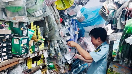Cục QLTT thành phố Đà Nẵng: Xử phạt và buộc tiêu hủy đối với Cwin Đăng Ký + 1888k giả mạo nhãn hiệu HONDA, YAMAHA