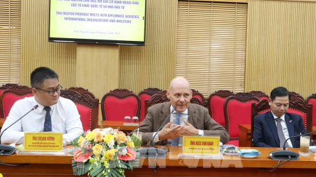 Thái Nguyên: Nhiều Cwincom hiện đang mở, tổ chức quốc tế tìm kiếm cơ hội Cwin800 hàng ngàn khuyến mãi trong lĩnh vực Cwin là sân chơi cá cược trực tuyến tại Việt Nam
