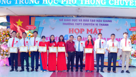 Trường THPT Chuyên Vị Thanh: Huy động các nguồn lực nhằm nâng cao chất lượng Cwin63 tải ứng dụng mũi nhọn