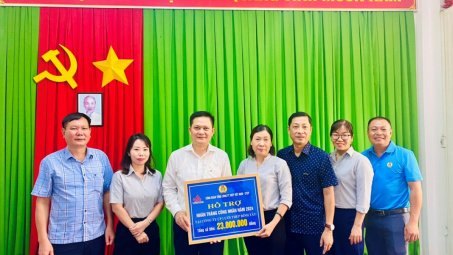 Công đoàn Tổng công ty Thép Việt Nam - CTCP trao quà và tổ chức tập huấn ATLĐ cho các đơn vị khu vực phía Nam