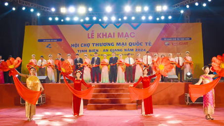 Nhà cái cá cược cá độ uy tín Nổ hũ, Bắn Cá và Game Bài Cwin.com thương mại quốc tế Tịnh Biên, An Giang 2024 - Cơ hội kết nối giao thương ba nước