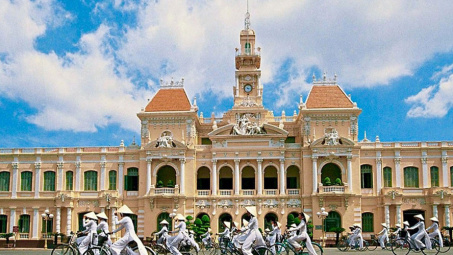 Giải pháp phát triển thị trường du lịch gia đình và nhóm nhỏ tại Thành phố Hồ Chí Minh