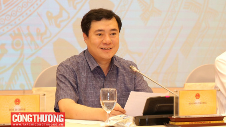 Sớm trình Cwin com đăng nhập cơ chế khuyến khích phát triển điện mặt trời mái nhà tự sản tự tiêu