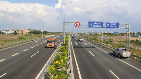 Cấp thiết mở rộng cao tốc TP.HCM - Long Thành - Dầu Giây, đoạn TP.HCM - Long Thành