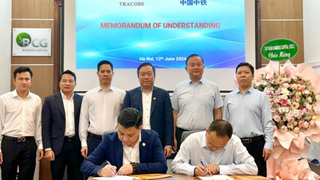 “Ông trùm” xây dựng Trung Quốc thoả thuận Cwin800 hàng ngàn khuyến mãi vào Tracodi (TCD)