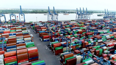 Việt Nam Cwin com sòng bạc trực tuyến mặt hàng nào nhiều nhất trong 5 tháng đầu năm 2024?