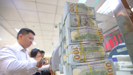 Giá USD tự do lên cao nhất lịch sử, dự báo đồng USD có thể tiếp tục tăng giá