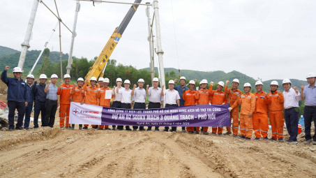 Đội xung kích EVNHCMC nỗ lực thi công, góp phần hoàn thành dự án đường dây 500kV mạch 3 đúng tiến độ