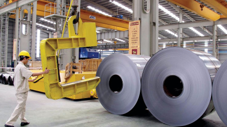 Giá bán tôn mạ phục hồi, lãi năm nay của Tập đoàn Hoa Sen (HSG) có thể tăng gấp 28 lần