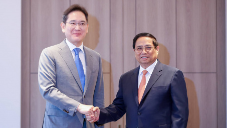 Chủ tịch Lee Jae Yong: Samsung sẽ Cwin800 hàng ngàn khuyến mãi mạnh vào nhà máy tại Việt Nam trong 3 năm tới