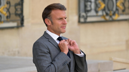 Quốc tế nổi bật: Ông Emmanuel Macron đảo chính hành chính?