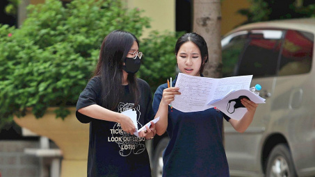 Nóng: Gợi ý đáp án môn Tiếng Anh thi tốt nghiệp THPT 2024 (Tất cả các mã đề)