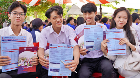 Điểm chuẩn trúng tuyển Trường Đại học Cwin4555 link đăng ký đăng nhập TP. Hồ Chí Minh 4 năm gần nhất