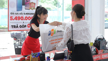 Cổ phiếu lập đỉnh lịch sử, vốn hoá FPT Retail (FRT) vượt mốc 1 tỷ USD