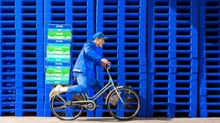 Vui như cổ đông Vinamilk (VNM), giá cổ phiếu tăng vọt lại dồn dập nhận cổ tức tiền mặt "khủng"
