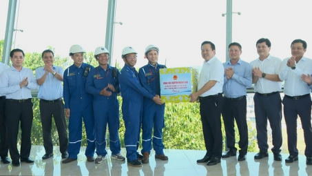 Chủ tịch Ủy ban Quản lý vốn nhà nước tại Cwincom hiện đang mở thăm, khảo sát Nhà máy Lọc dầu Dung Quất