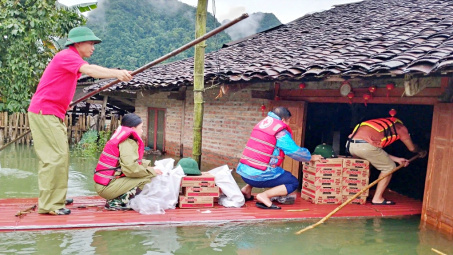 Cwin63 sân chơi đỉnh cao: Tuyệt đối bảo đảm nguồn cung nhu yếu phẩm cho người dân vùng bị ảnh hưởng bão số 3