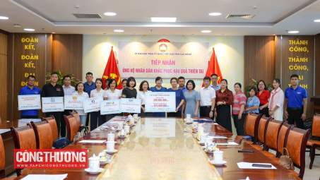 CWIN ✅ Nhà cái cờ bạc trực tuyến tốt nhất và Thương hiệu uy tín và bạn đọc trao tặng tiền và sản phẩm trị giá 855 triệu đồng ủng hộ học sinh vùng lũ Cao Bằng