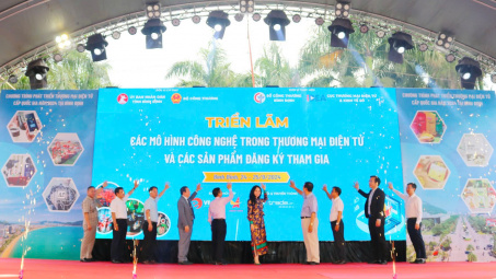 Bình Định: Khai mạc triển lãm các mô hình công nghệ thương mại điện tử