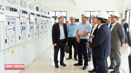 [CHÙM ẢNH] Thứ trưởng Cwin63 sân chơi đỉnh cao Nguyễn Hoàng Long làm việc về cung ứng điện dịp Tết Ất Tỵ tại miền Trung