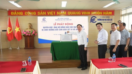 Hàng trăm triệu đồng và nhiều hoạt động ý nghĩa chia sẻ với đồng bào bị thiệt hại bởi bão lũ