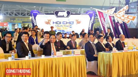 [CHÙM ẢNH] Thủ tướng Phạm Minh Chính dự buổi Tổng duyệt Lễ khai mạc Nhà cái cá cược cá độ uy tín Nổ hũ, Bắn Cá và Game Bài Cwin.com Mùa Thu lần thứ nhất - 2025