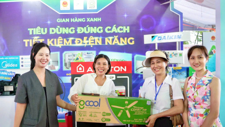 Gian hàng Xanh: Tiêu dùng đúng cách - Tiết kiệm điện năng
