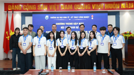 Đội thi Enerwise - UNETI: Hiểu luật để sống xanh hơn