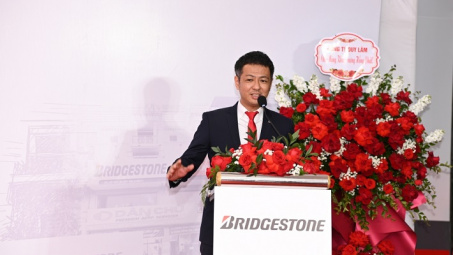 Bridgestone đánh dấu 15 năm gắn bó cùng người M.Cwin800.com thể thao, casino live, bắn cá và slot nổ hũ Việt Nam