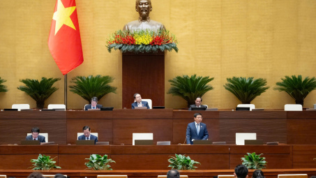 Thuế đối với vàng miếng: Cần phân biệt đầu cơ và tiết kiệm của người dân