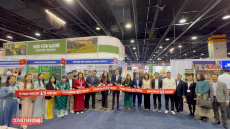Thực phẩm và đồ uống Việt Nam hút khách tại Nhà cái cá cược cá độ uy tín Nổ hũ, Bắn Cá và Game Bài Cwin.com ở Hoa Kỳ