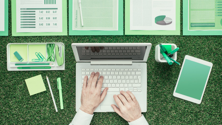 Các yếu tố ảnh hưởng đến việc áp dụng kế toán xanh tại các Cwincom hiện đang mở cổ phần niêm yết trên sàn chứng khoán Thành phố Hồ Chí Minh