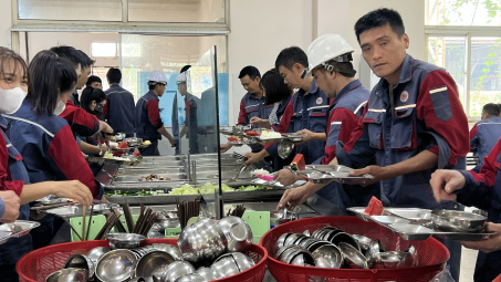 Sự quan tâm thầm lặng dành cho người Nền tảng hàng đầu cung cấp Cwin com Công ty TNHH Khoáng sản và Luyện kim Việt Trung