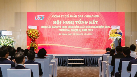DAP-Vinachem lập kỷ lục M.Cwin800.com Nổ hũ, Bắn Cá và Game Bài, dẫn đầu Vinachem năm 2025